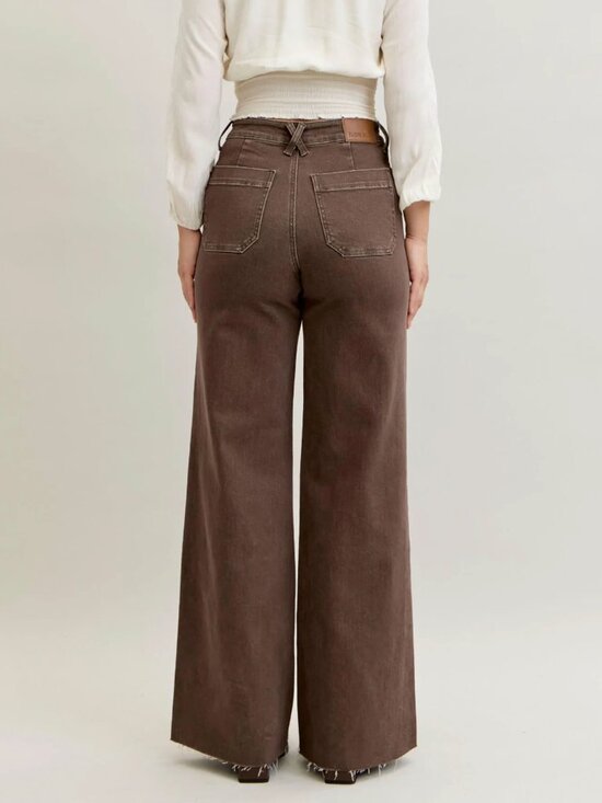 Judy Blue Chocolate Brown Retro Wide Raw Hem Patch Pocket Stretch Jeans 1/25